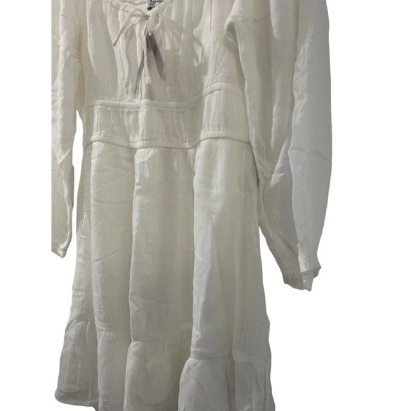 (Sold)HOLLISTER White LONG-SLEEVE CHANNELED BUILT-IN SHORTS DRESS Large NWT - Picture 5 of 14